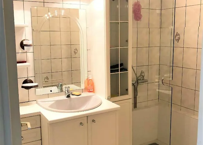 Location Bouzon A Apartment